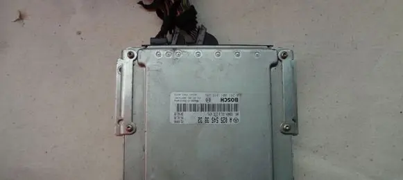 Mercedes-Benz C W202 Engine control unit/module 0255453832 0281001818 A0255453832