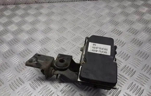 Skoda Fabia Mk1 (6Y) ABS Pump 6Q0907379AF
