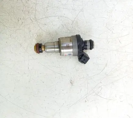 Mercedes-Benz E W212 LP gas injector A2700780149