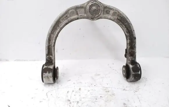 Mercedes-Benz ML W164 Front upper control arm/wishbone 