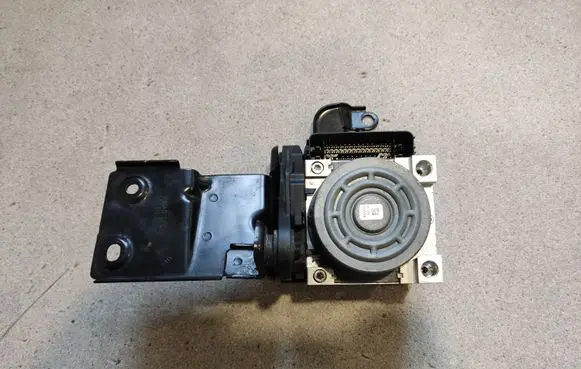 Audi TT TTS RS Mk3 8S ABS Pump 8S0614517B 8S0907379B