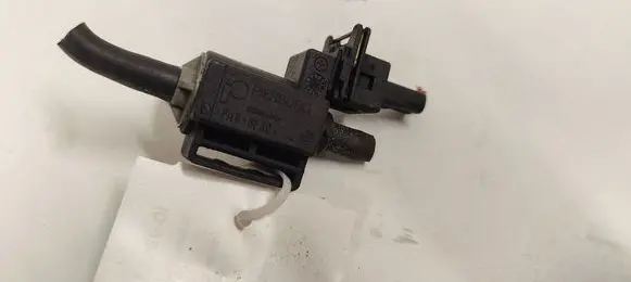 Jaguar XF X250 Turbo solenoid valve 70243600 10T046
