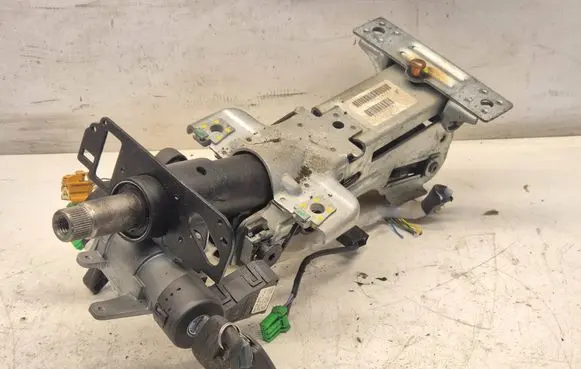 Volvo XC70 Steering wheel axle P9491778 8626324