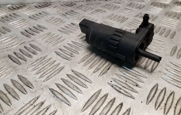 Audi A1 Windscreen/windshield washer pump 1K6955651