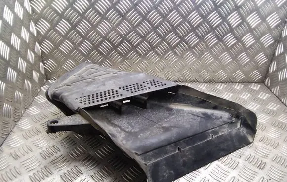 Audi A5 8T 8F Air intake duct part 8K2713041H
