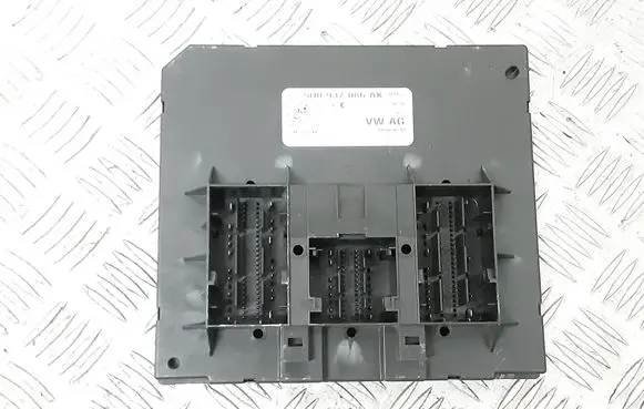 Volkswagen Golf VII Comfort/convenience module 5Q0937086AK F005V01739