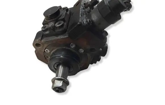 Hyundai i30 Fuel injection high pressure pump 331002A420 0445010206 8955876