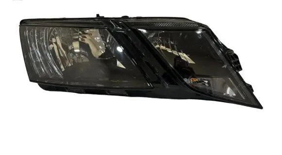 Skoda Octavia Mk3 (5E) Headlight/headlamp 5E1941016C 030110420200 LE15A6368