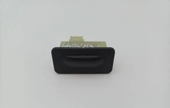 Renault Laguna II Tailgate/trunk/boot exterior handle 8200000900