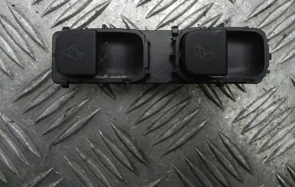 Tesla Model Y Seat control switch 149328600B