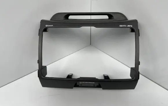 Radio/GPS head unit trim