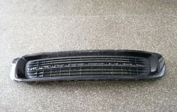 Mini One - Cooper Coupe R56 Front bumper lower grill 7250783 166149