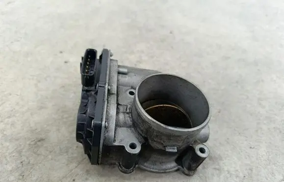 Subaru Forester SH Throttle body valve 16112AA260