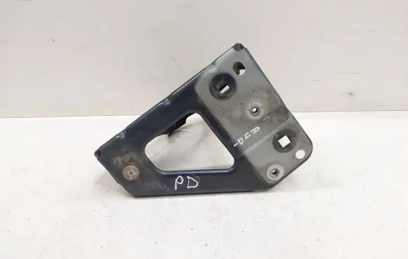 Audi A6 S6 C6 4F Fender mounting bracket 4F0821136A