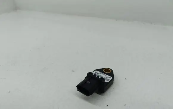 Dodge Caliber Airbag deployment crash/impact sensor P68056160AA 39754C TWBQE2210BA3A3