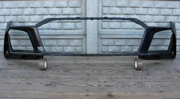 Audi R8 4S Front bumper 4S0807437D