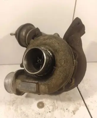 Volvo V70 Turbo 8689592