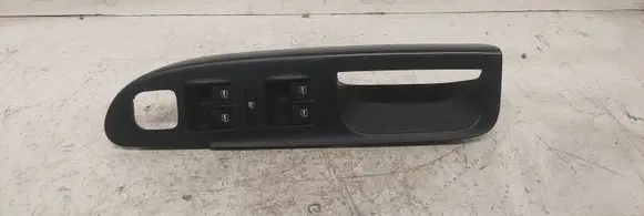 Volkswagen PASSAT B6 Electric window control switch 3C1867171B