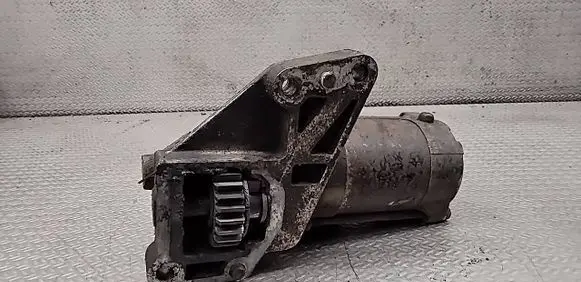 Mitsubishi Grandis Starter motor 