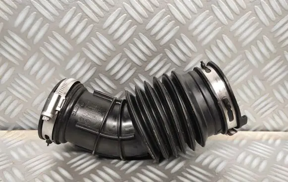 Ford Focus Air intake duct part JX619R504C