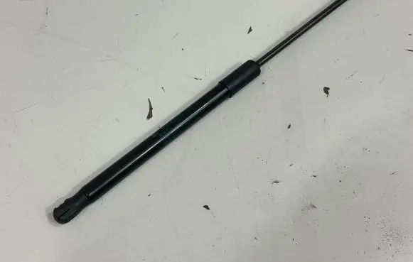 BMW X2 F39 Front bonnet/hood damper/strut 7424766