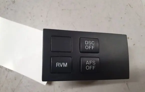 Mazda 6 ESP (stability program) switch G33H66170 03099481