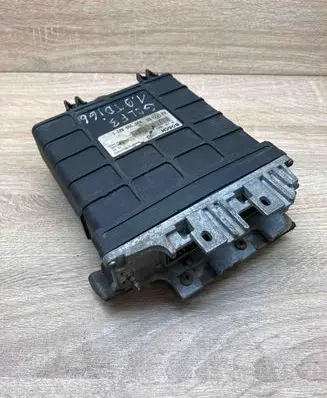 Volkswagen Golf III Engine control unit/module ECU 028906021C