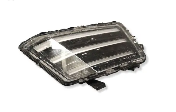 Peugeot 2008 II Front fog light 9850436380
