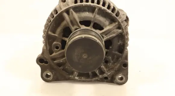 Audi A4 S4 B5 8D Generator/alternator 0123515003