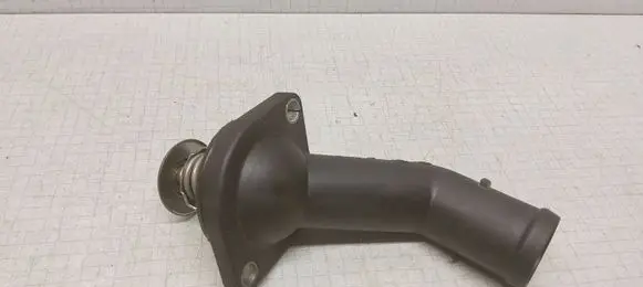 Volkswagen PASSAT B6 Engine coolant pipe/hose 038121121D 03L121121C 06A121121C