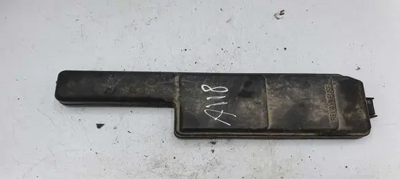 Toyota Avensis T220 Fuse box cover NOCODE
