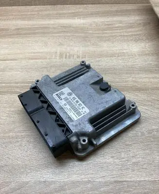Volkswagen Golf Plus Engine control unit/module ECU 03G906021HC 0281013685