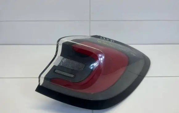 Rear/tail lights
