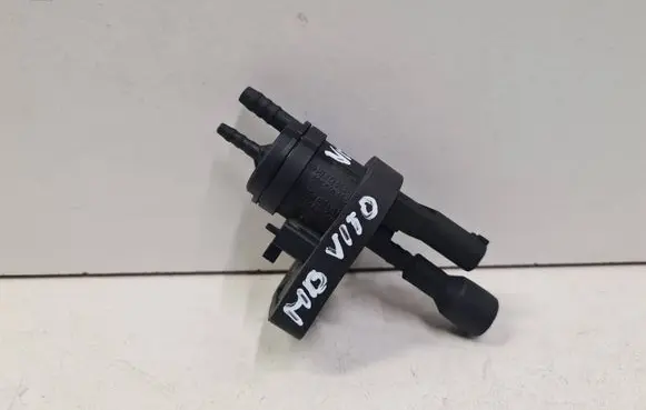 Mercedes-Benz Vito Viano W638 Valve vacuum 0025401497