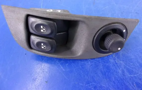 Renault Megane I Other devices 7700429992