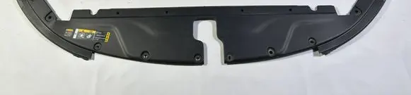 Chrysler Pacifica Engine bonnet/hood lock trim molding 68433723ab