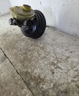 Audi A4 S4 B5 8D Brake booster