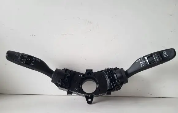Hyundai Santa Fe Indicator stalk 934202W660