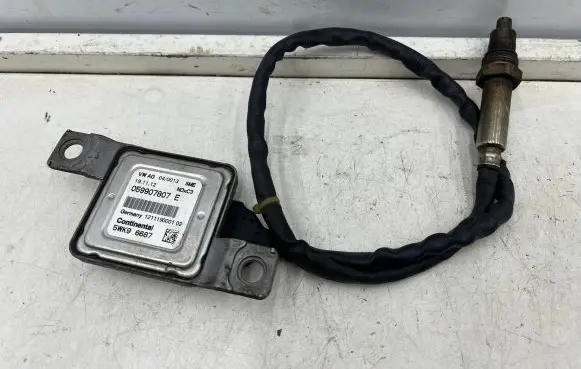 Volkswagen Touareg II Lambda probe sensor 059907807e 5wk96687
