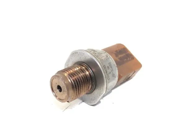 Audi A4 S4 B8 8K Fuel pressure sensor 03L906051