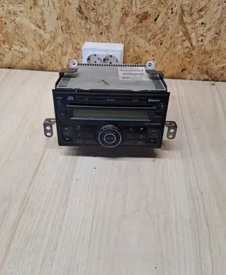 Nissan Note (E11) Radio/CD/DVD/GPS head unit 281859U20A PN3000P PN3000PA