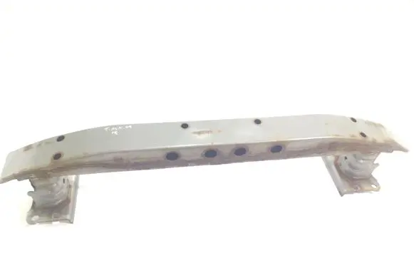 Toyota Avensis T250 Front bumper cross member