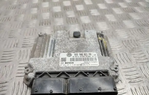 Skoda Octavia Mk2 (1Z) Engine control unit/module 03G906021PQ