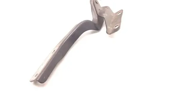 Nissan Qashqai Engine bonnet/hood hinges