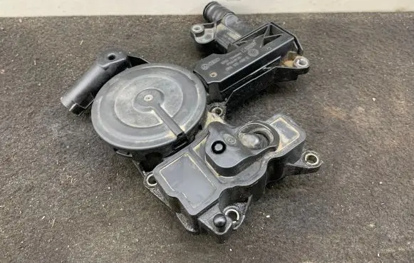 Volkswagen PASSAT CC Oil breather separator 06H103495E 06H103495AC 06H103495EH