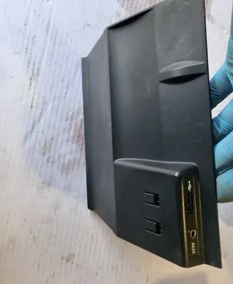 USB socket connector