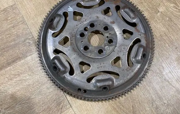 BMW 5 F10 F11 Flywheel 7585146