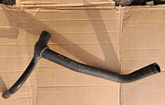 Mercedes-Benz E W124 Engine coolant pipe/hose 1245013982