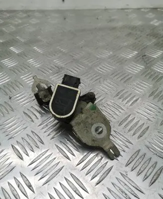Mercedes-Benz C W205 Air suspension front height level sensor A0009053704 4943 220317