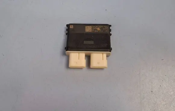Skoda Karoq Tailgate/trunk control unit/module 5NA962243B